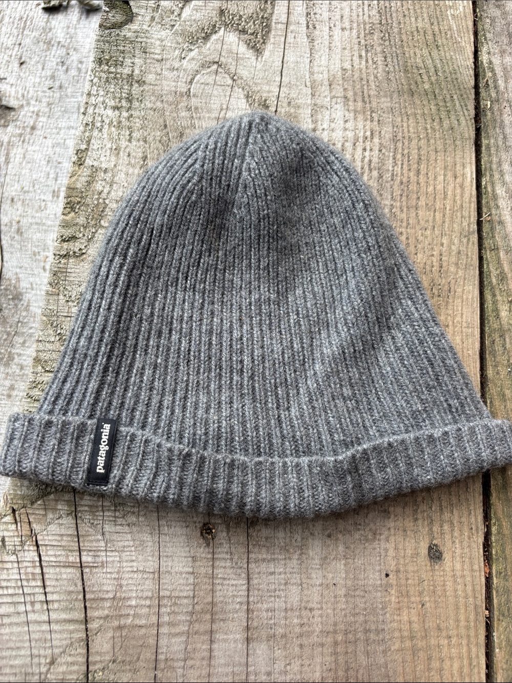 Patagonia Women’s Recycled Cashmere Wool Ribbed Beanie - Picture 2 of 6